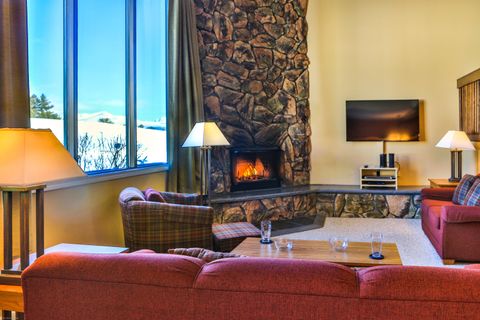 28 Morningside Drive BLD 2 unit 7, week 28 Lake Placid NY 12946