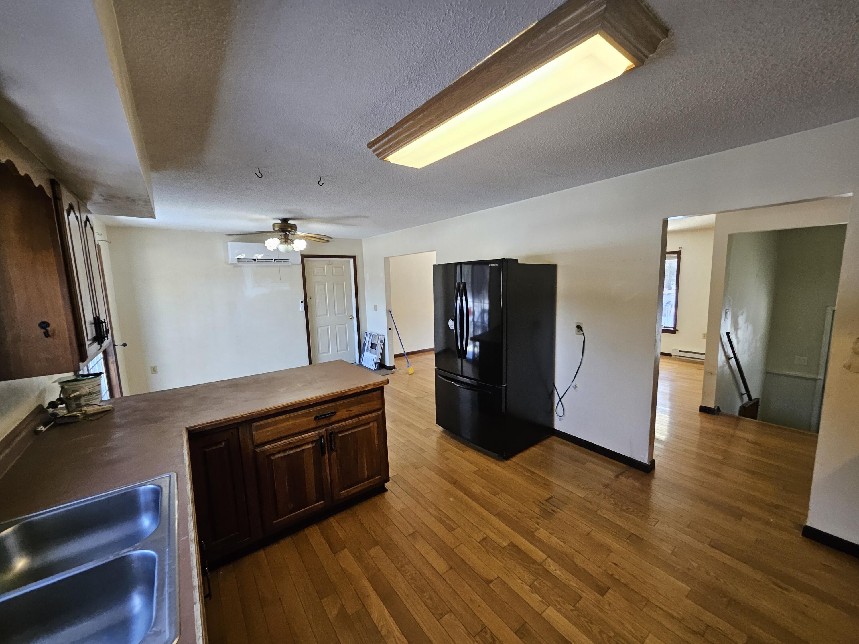 848 Military Tpke Turnpike