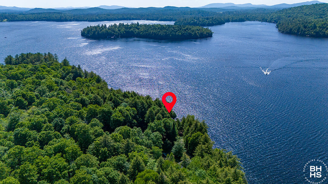 Saranac Lake, New York 12983, United States, 5 Bedrooms Bedrooms, ,3 BathroomsBathrooms,Residential,Active,160002