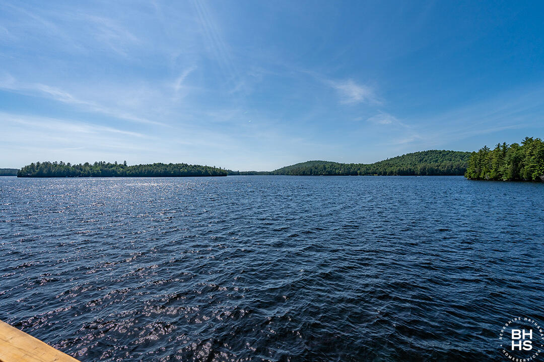 Saranac Lake, New York 12983, United States, 5 Bedrooms Bedrooms, ,3 BathroomsBathrooms,Residential,Active,160002