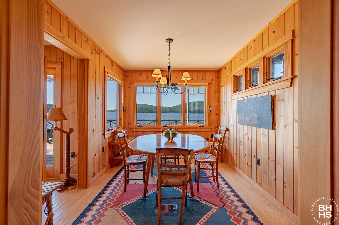 Saranac Lake, New York 12983, United States, 5 Bedrooms Bedrooms, ,3 BathroomsBathrooms,Residential,Active,160002