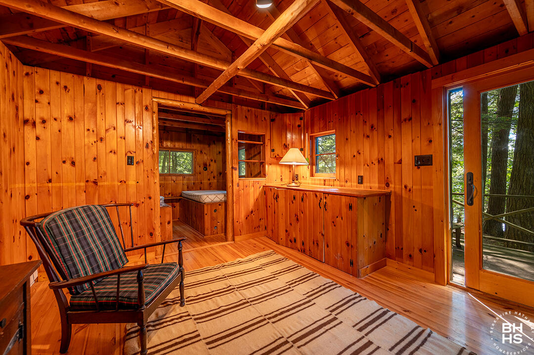 Saranac Lake, New York 12983, United States, 5 Bedrooms Bedrooms, ,3 BathroomsBathrooms,Residential,Active,160002