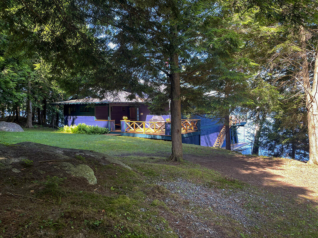 Saranac Lake, New York 12983, United States, 5 Bedrooms Bedrooms, ,3 BathroomsBathrooms,Residential,Active,160002