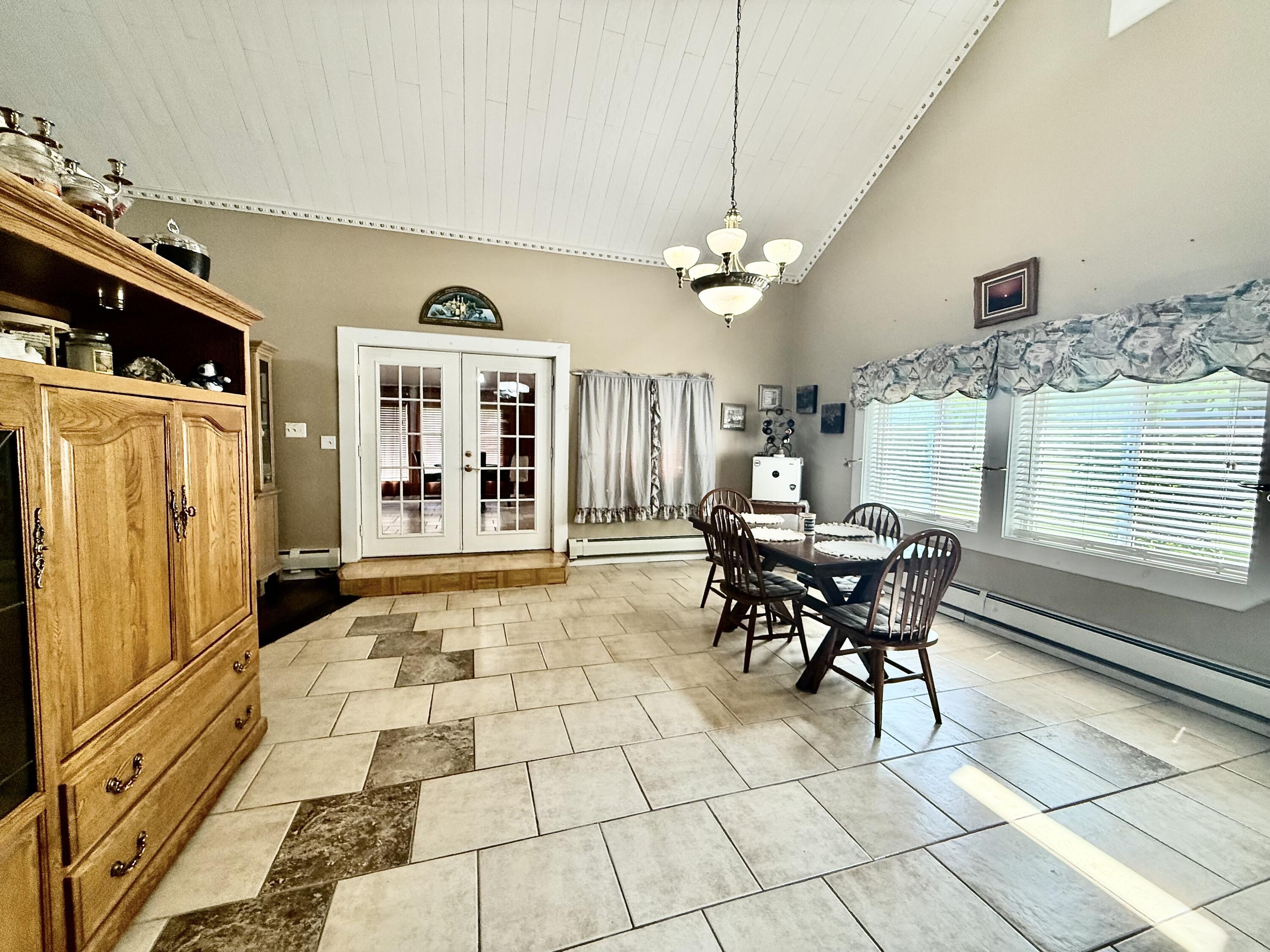 14 Hopkins Point Road