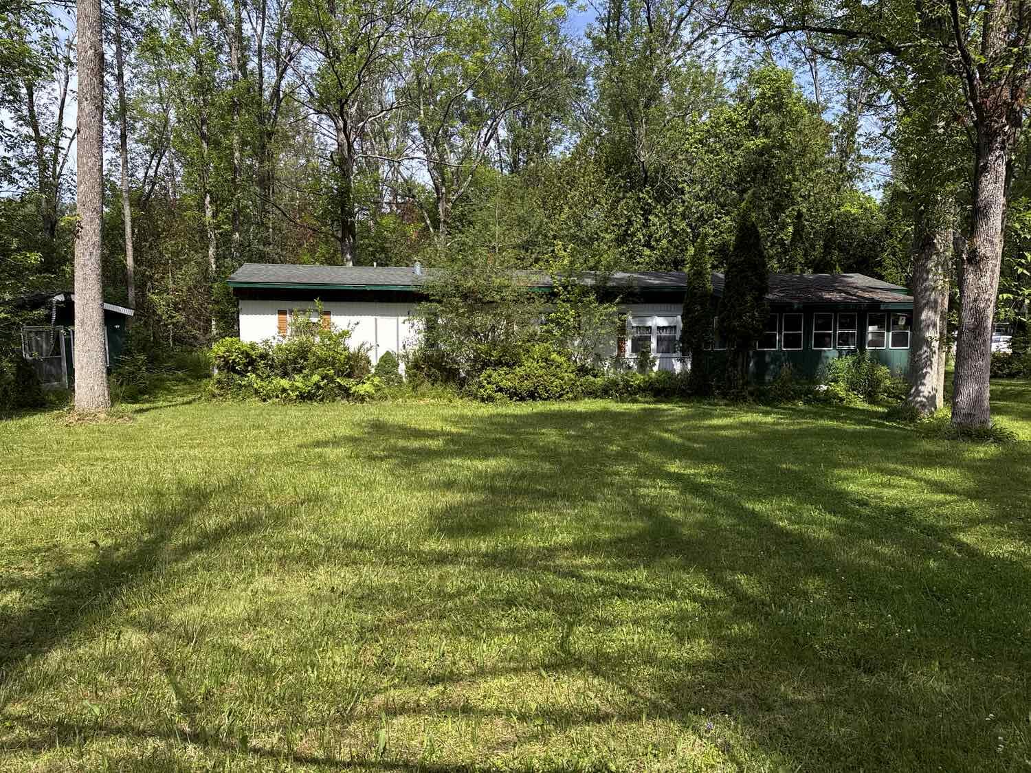 48 Spruce Avenue