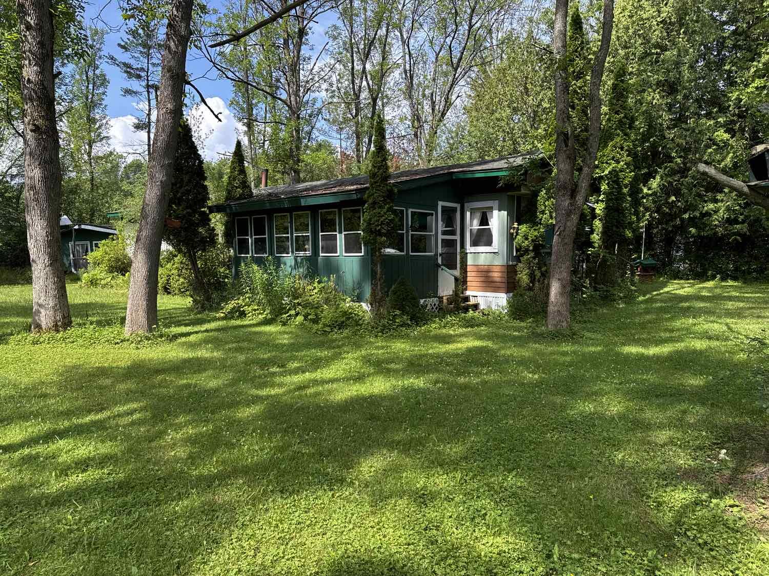 48 Spruce Avenue