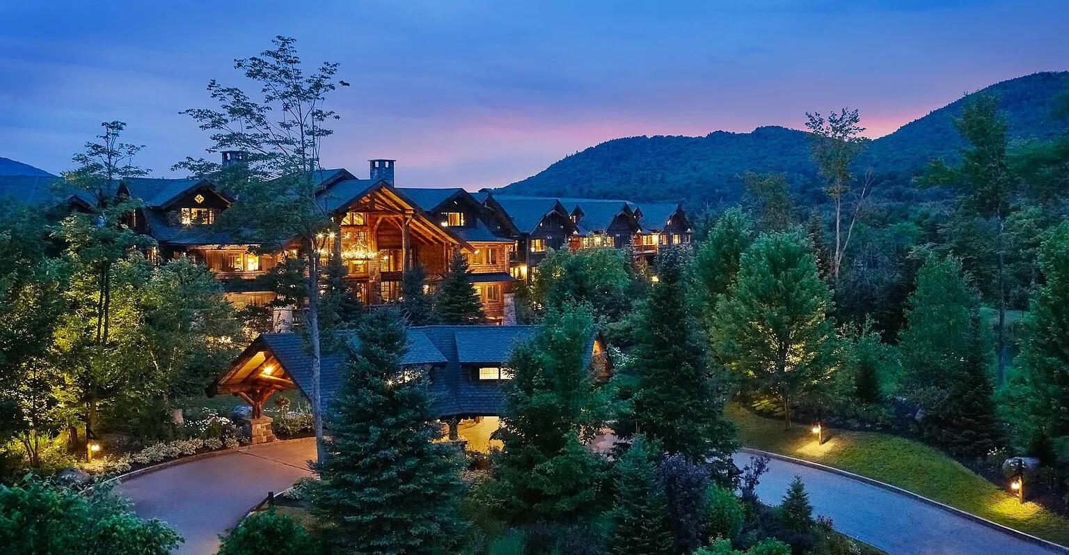 7 Whiteface Inn Lane 215/217, Int 8