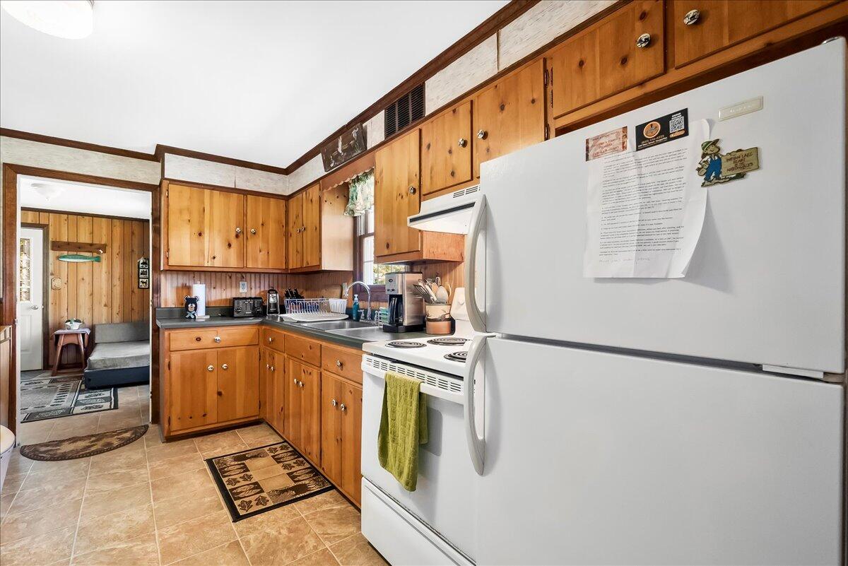 137 Jerry Savarie Rd Road, Indian Lake, New York image 14