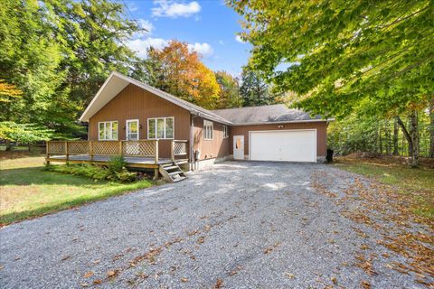 132 Dan Bar Acres, Old Forge, NY 13420 - MLS#: 200654
