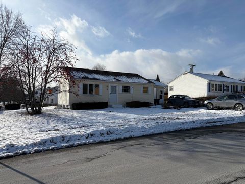 21 Dennis Avenue Plattsburgh NY 12901