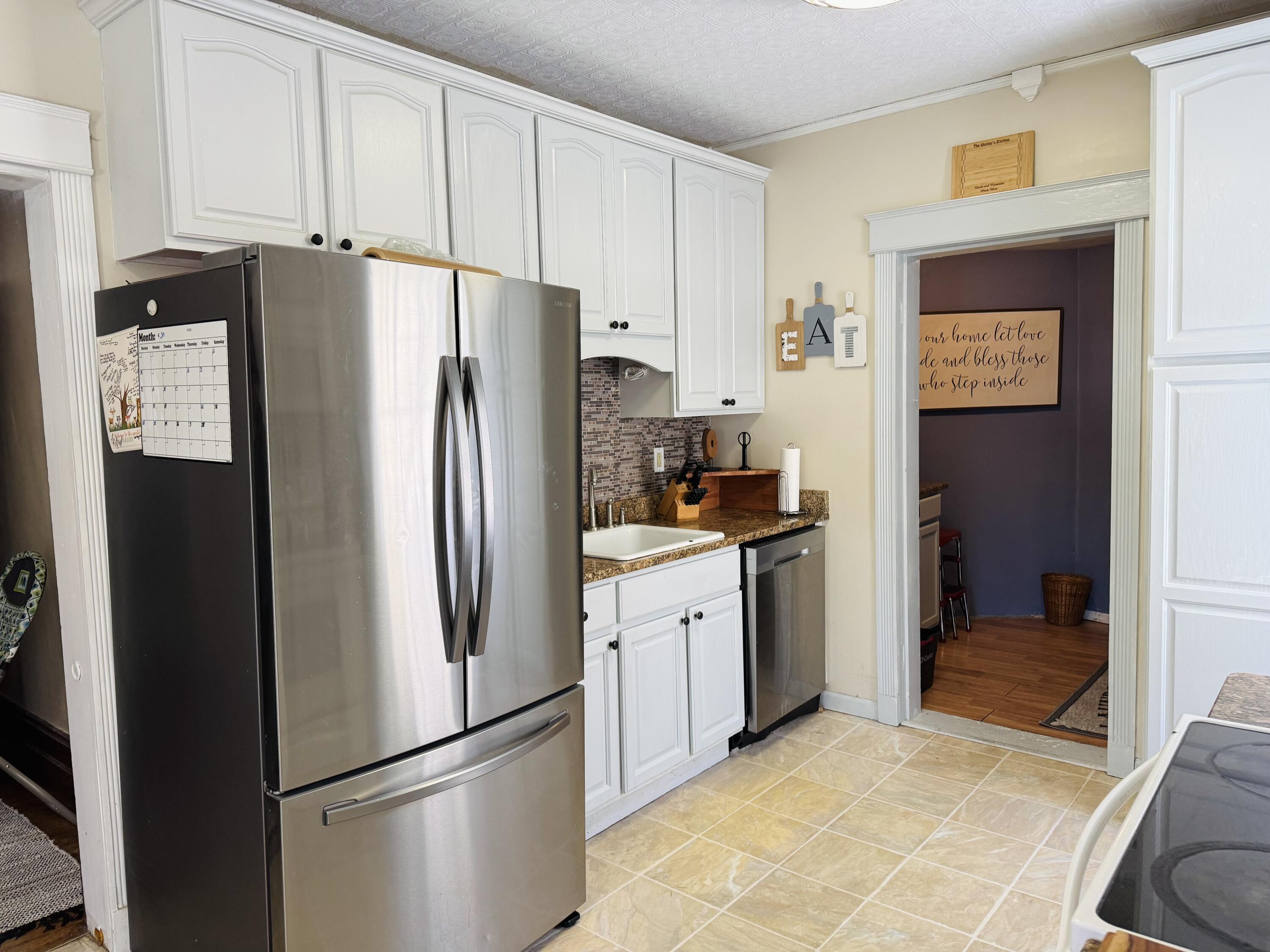 13 Oak Street, Champlain, New York image 4