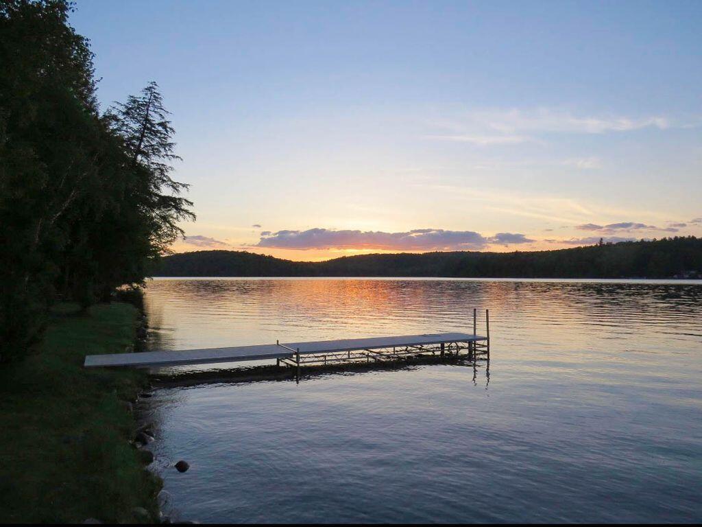 Saranac Lake, New York 12983, United States, ,Residential,Active,238553