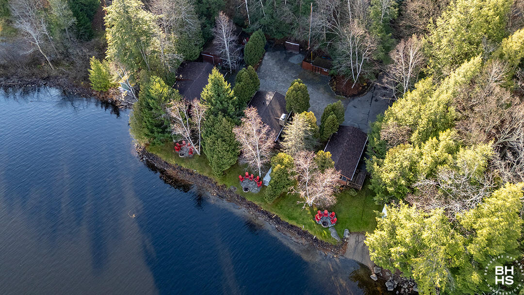 Saranac Lake, New York 12983, United States, ,Residential,Active,238553