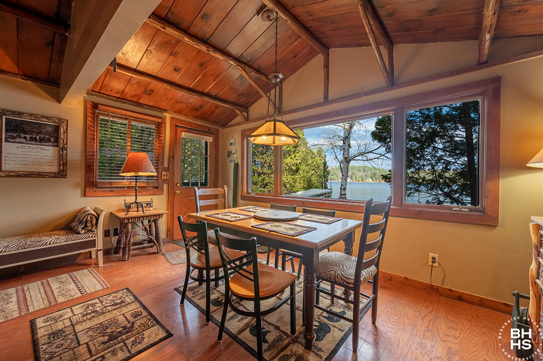 Saranac Lake, New York 12983, United States, ,Residential,Active,238553