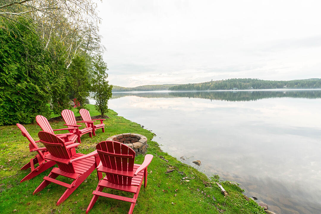 Saranac Lake, New York 12983, United States, ,Residential,Active,238553