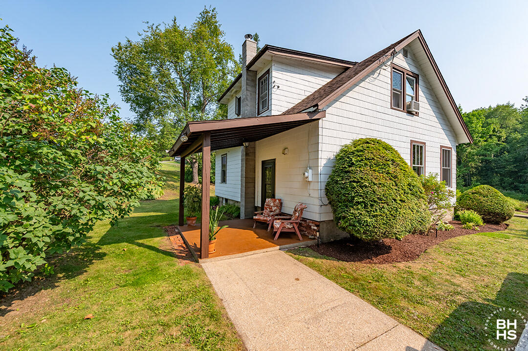 Tupper Lake, New York 12986, United States, 3 Bedrooms Bedrooms, ,2 BathroomsBathrooms,Residential,Active,186734