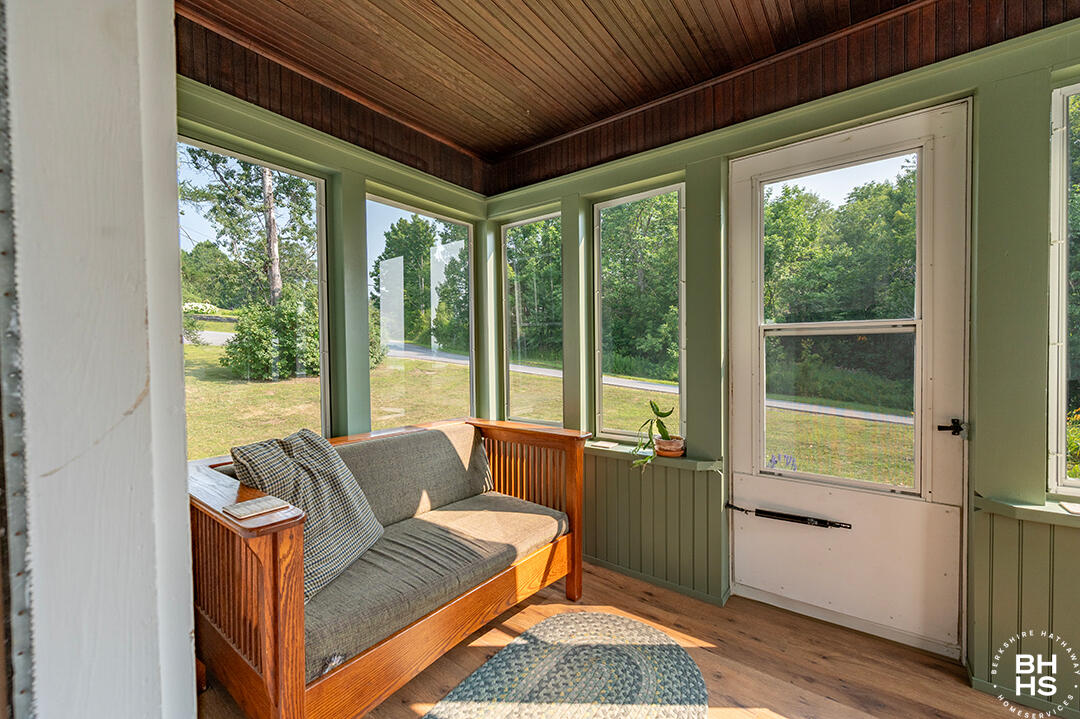 Tupper Lake, New York 12986, United States, 3 Bedrooms Bedrooms, ,2 BathroomsBathrooms,Residential,Active,186734