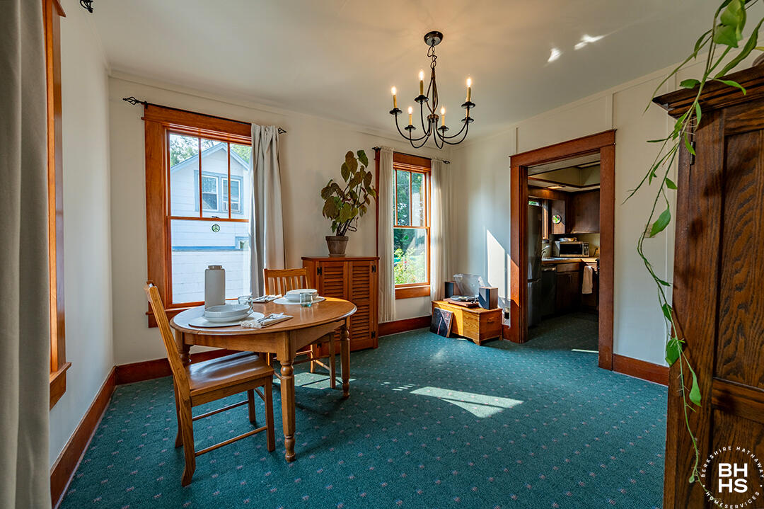 Tupper Lake, New York 12986, United States, 3 Bedrooms Bedrooms, ,2 BathroomsBathrooms,Residential,Active,186734