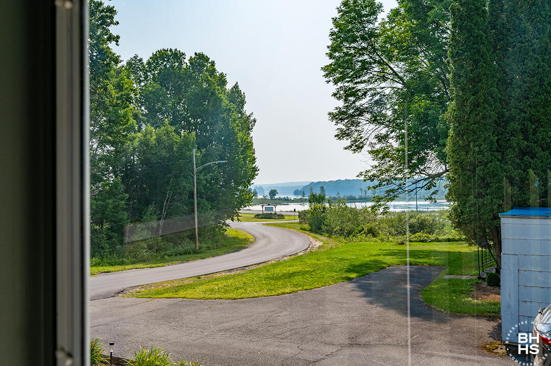 Tupper Lake, New York 12986, United States, 3 Bedrooms Bedrooms, ,2 BathroomsBathrooms,Residential,Active,186734