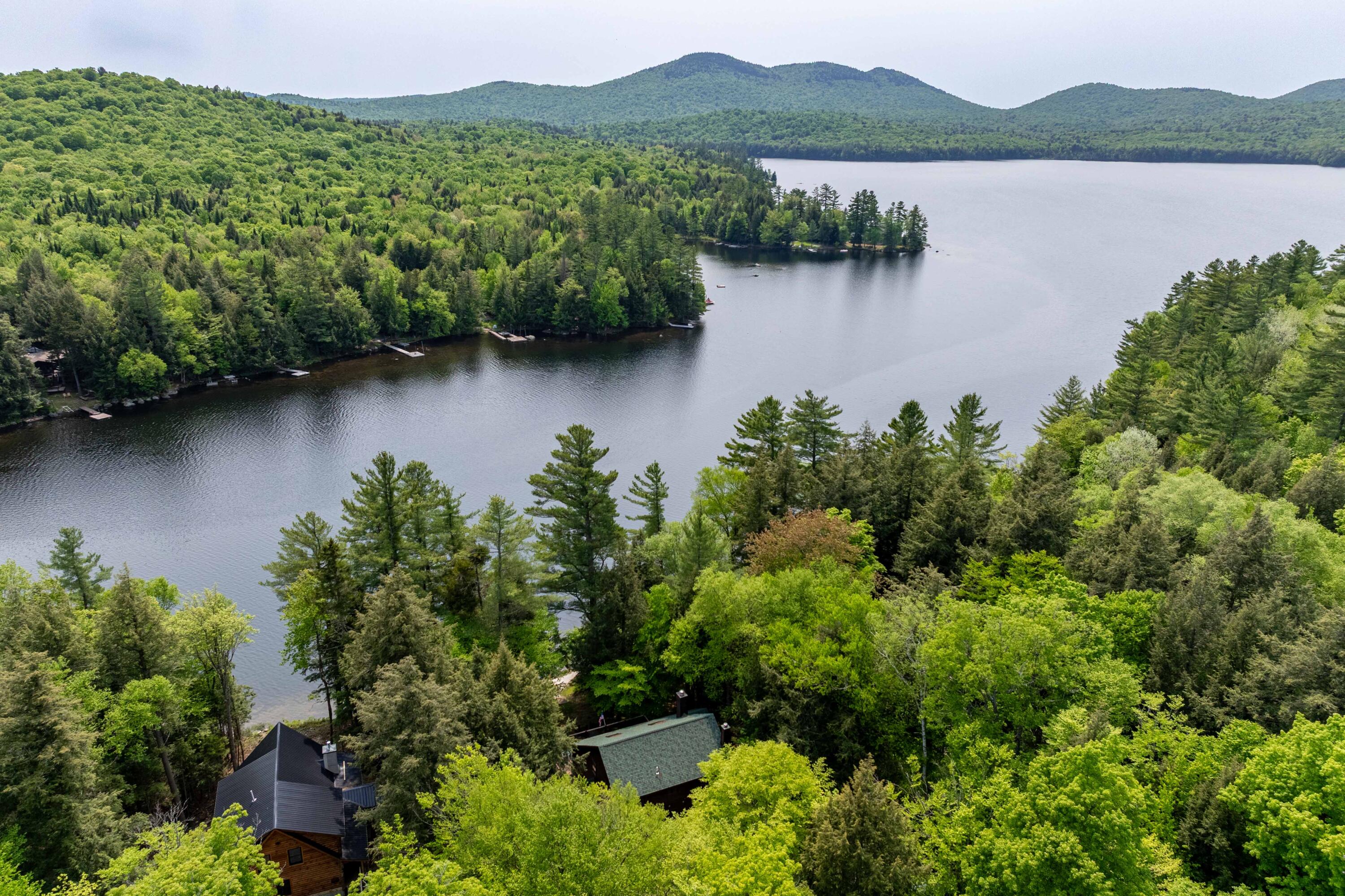 40 Eaton Outlet Way, Long Lake, New York image 9