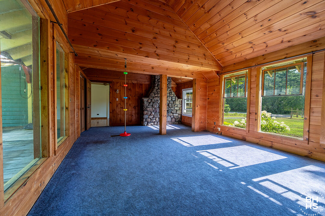 Wilmington, New York 12997, United States, 4 Bedrooms Bedrooms, ,3 BathroomsBathrooms,Residential,Active,186266