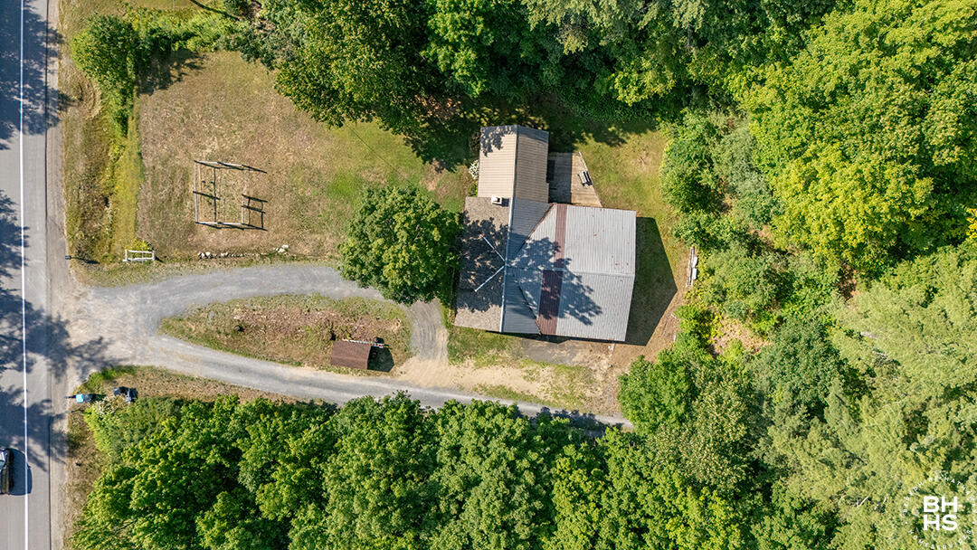 Wilmington, New York 12997, United States, 4 Bedrooms Bedrooms, ,3 BathroomsBathrooms,Residential,Active,186266