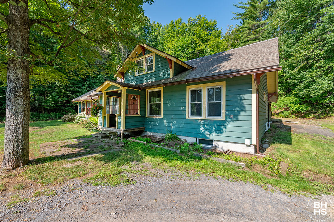 Wilmington, New York 12997, United States, 4 Bedrooms Bedrooms, ,3 BathroomsBathrooms,Residential,Active,186266
