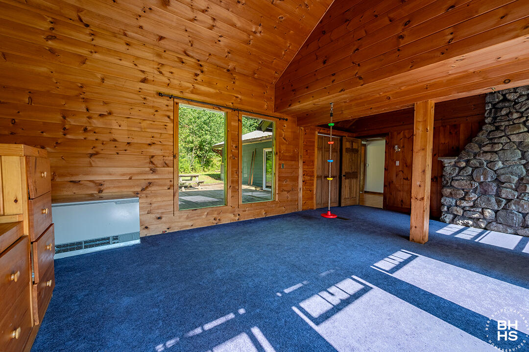 Wilmington, New York 12997, United States, 4 Bedrooms Bedrooms, ,3 BathroomsBathrooms,Residential,Active,186266