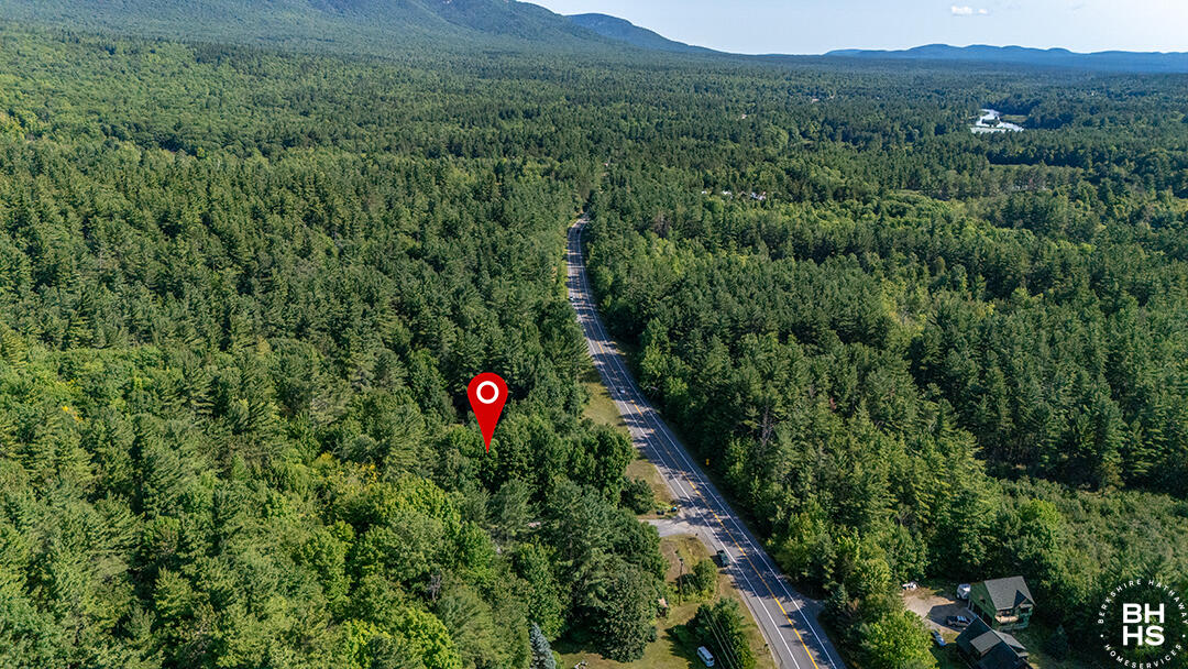 Wilmington, New York 12997, United States, 4 Bedrooms Bedrooms, ,3 BathroomsBathrooms,Residential,Active,186266