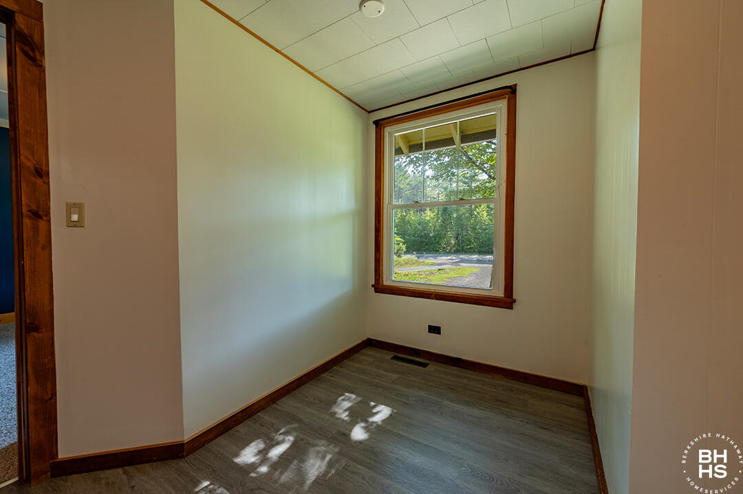 Wilmington, New York 12997, United States, 4 Bedrooms Bedrooms, ,3 BathroomsBathrooms,Residential,Active,186266