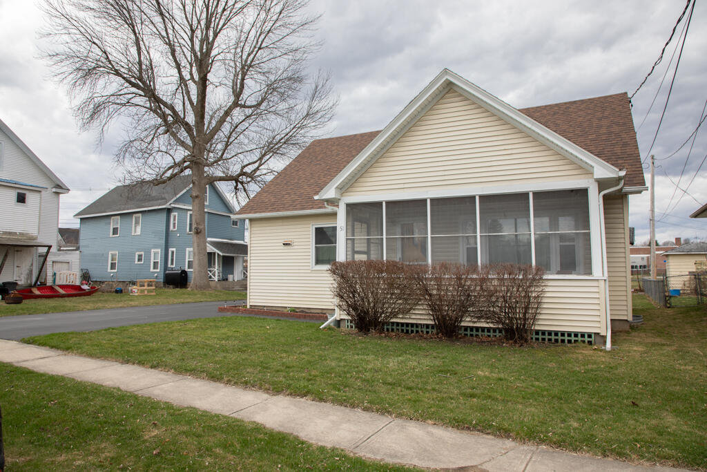 51 Palmer Street, Plattsburgh, New York image 2