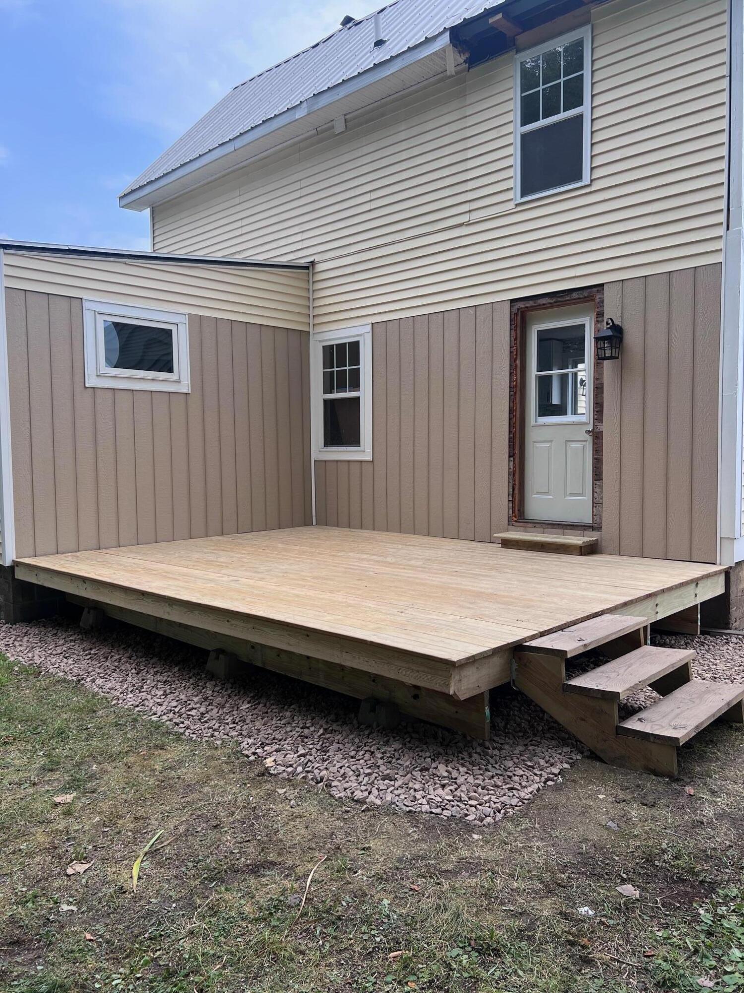 24 Riverside Ave Avenue