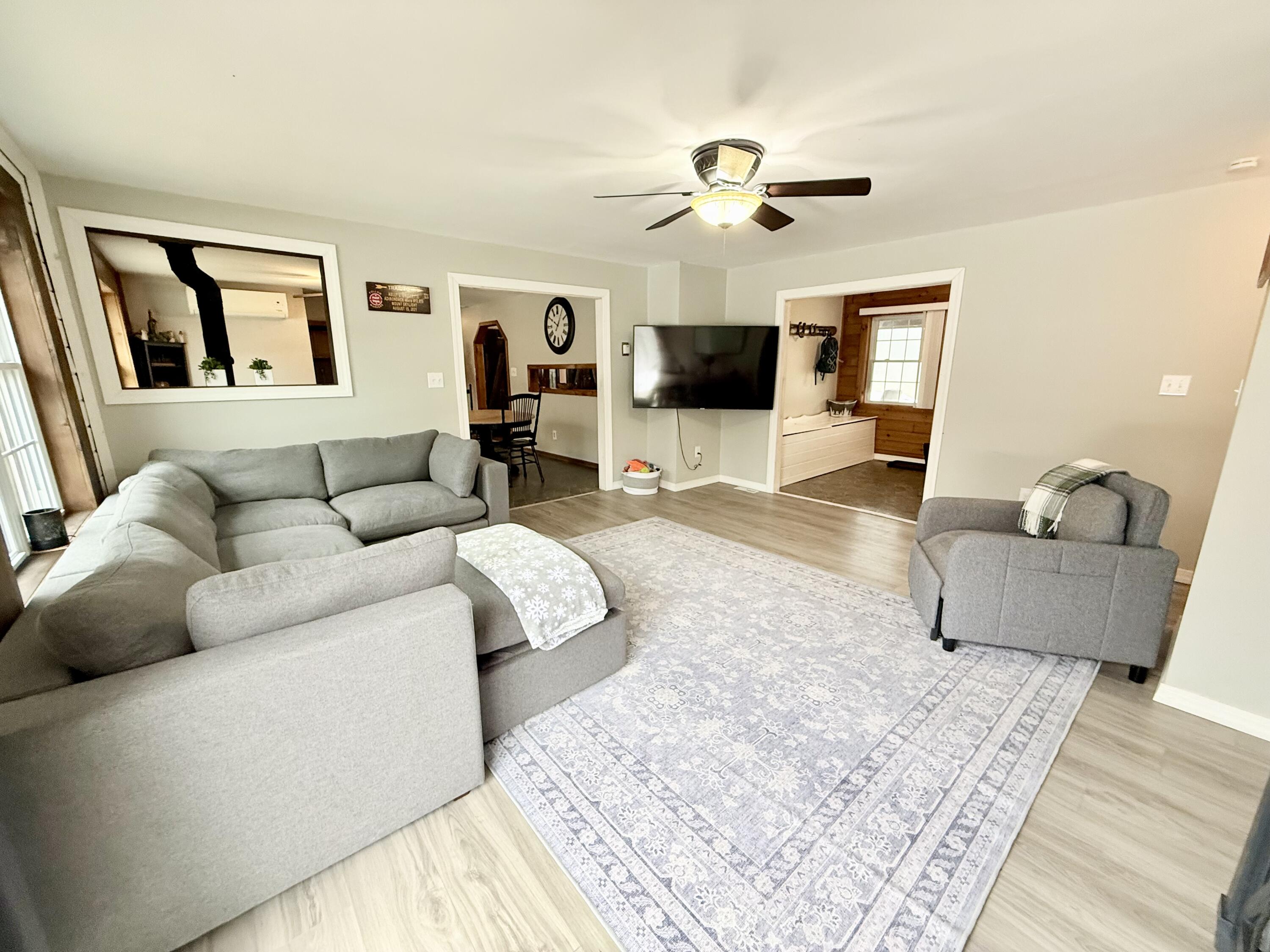 1560 Rand Hill Road