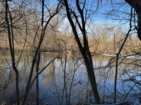 9627 US-9 Chazy NY 12921