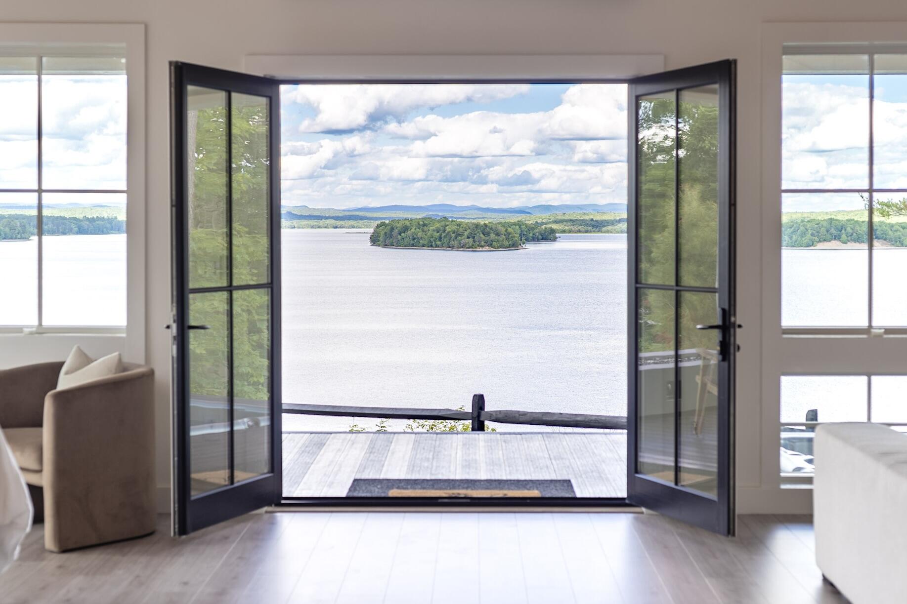 9579 9609 Cookingham Road