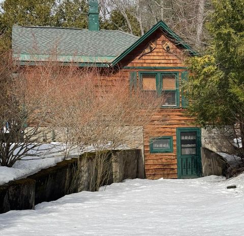 14 Passino Lane Saranac Lake NY 12983