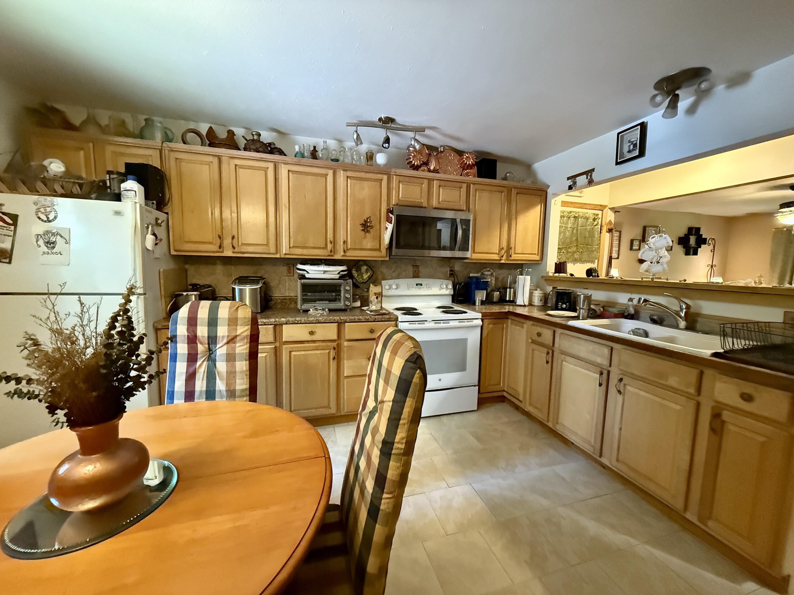 7 Northwood Ave Avenue