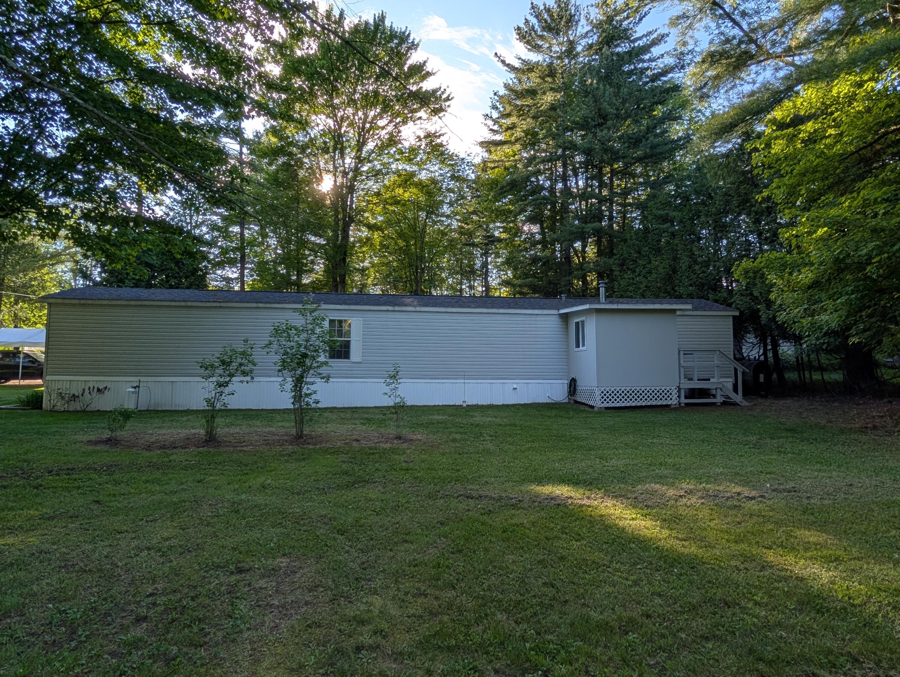 15 Spruce Avenue