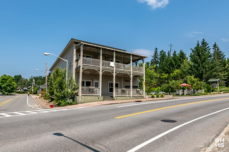 Lake Placid, New York 12946, United States, 1 Bedroom Bedrooms, ,1 BathroomBathrooms,Residential,Active,188793