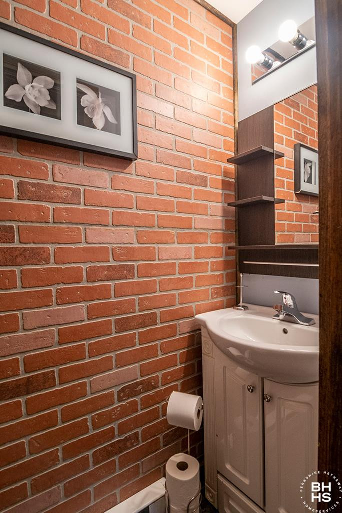 Lake Placid, New York 12946, United States, 1 Bedroom Bedrooms, ,1 BathroomBathrooms,Residential,Active,188793