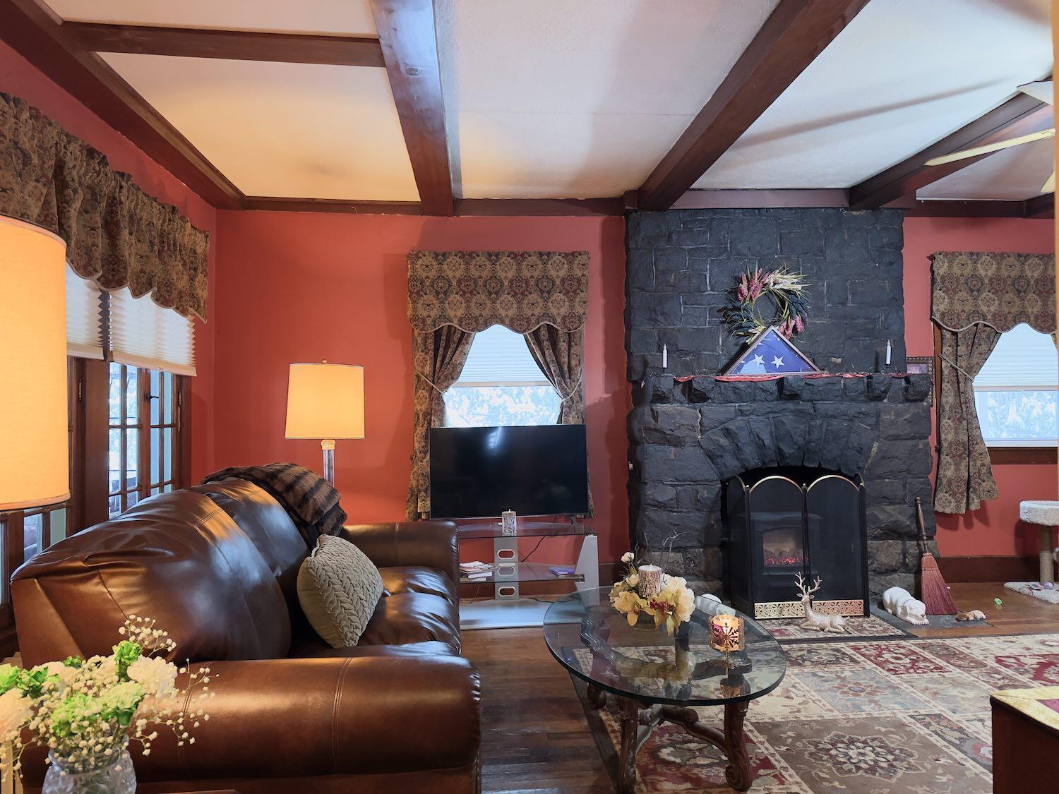 48 Old Lake Colby Road