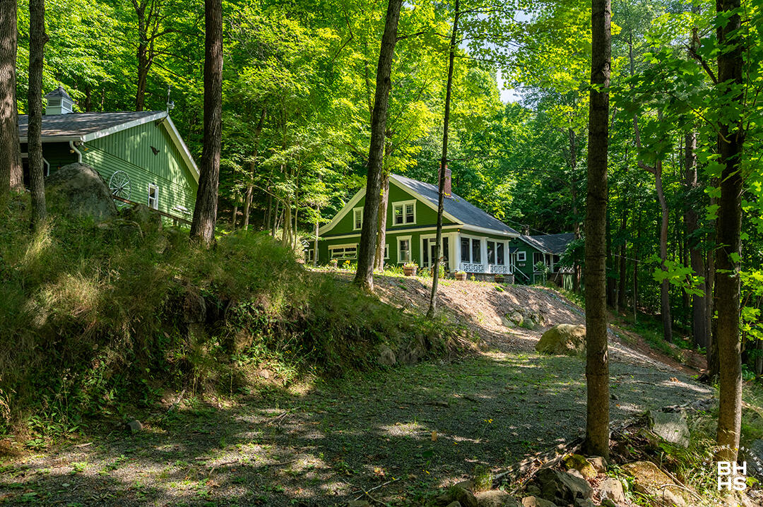 34 Mountain Lane