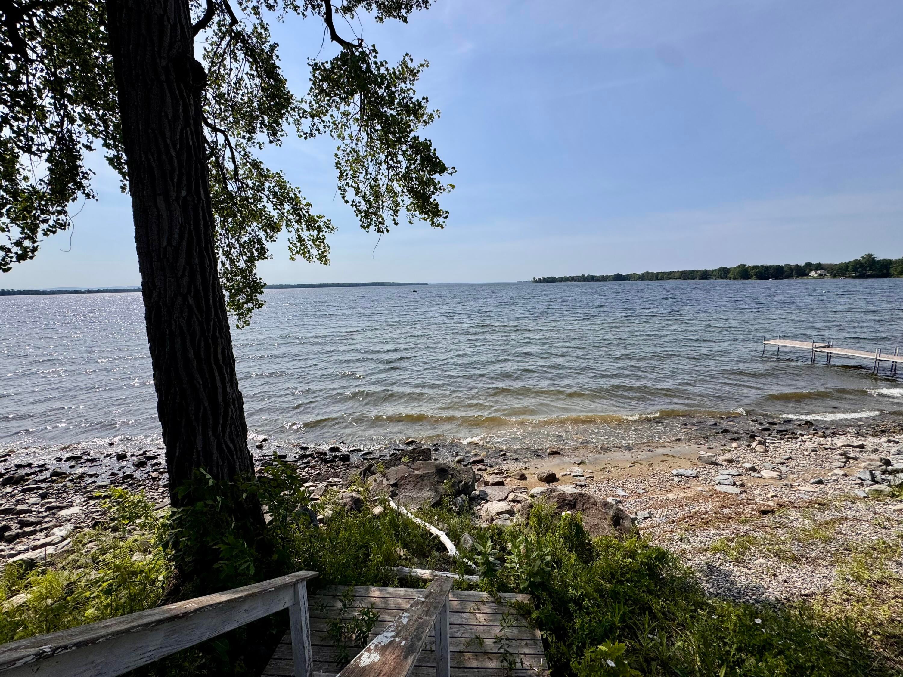 1421 Lakeshore Road