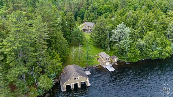 8 PINEHURST RD, SARANAC LAKE, NY 12983 - Image 2488d7528ef47e00062abc581d9a3ac4/255073716