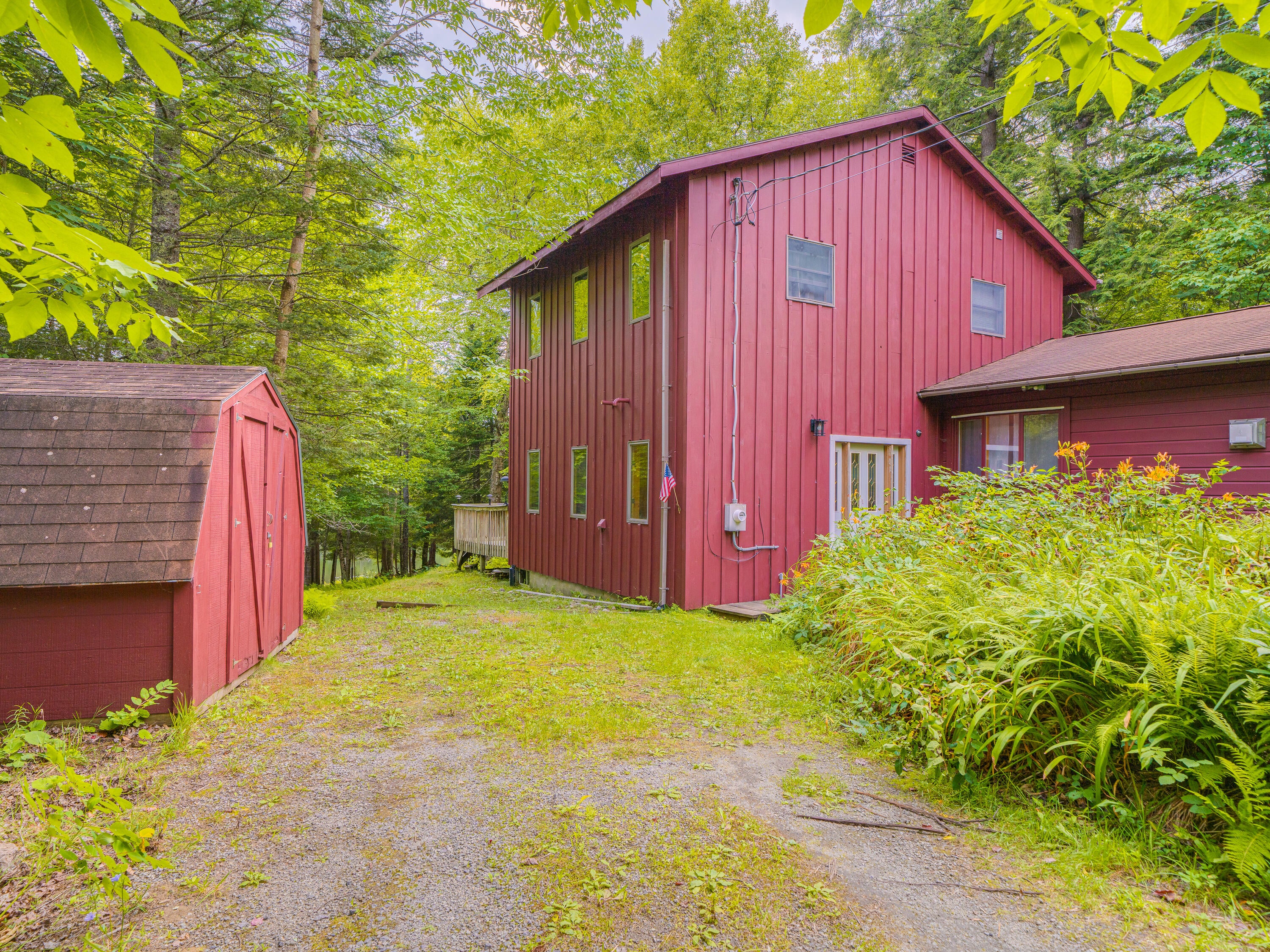35 Clear Pond Way