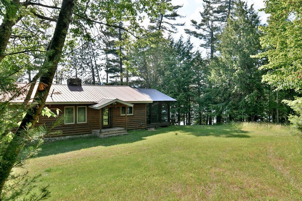 2327 Silver Lake Road