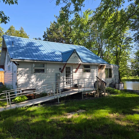 Homes For Sale - 2710 Lake Shore Road<br/> Clinton County, Chazy, NY 12921