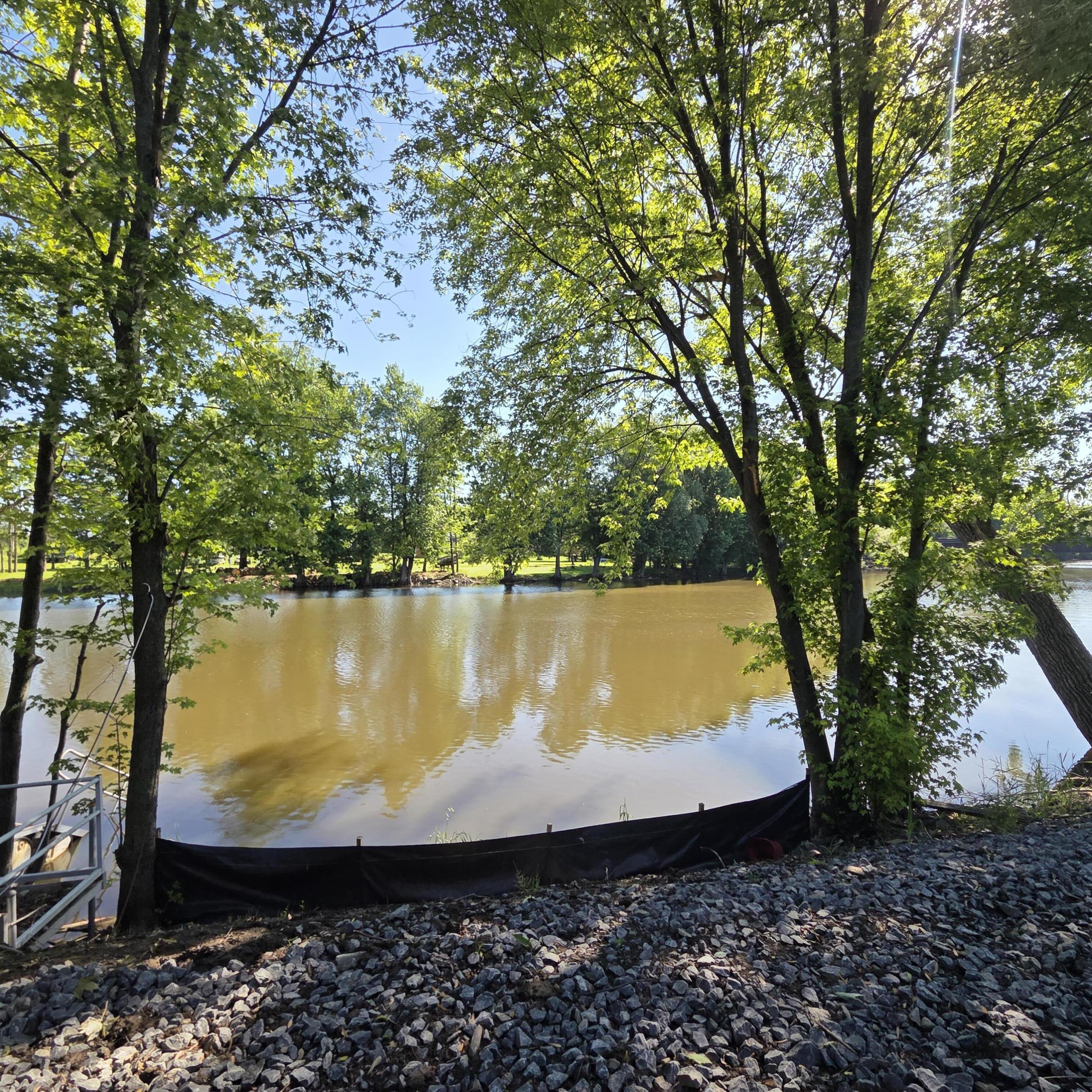 2710 Lake Shore Road
