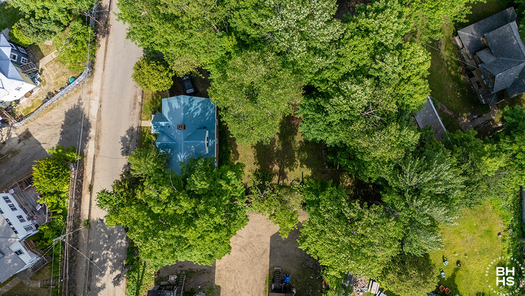 Saranac Lake, New York 12983, United States, 4 Bedrooms Bedrooms, ,2 BathroomsBathrooms,Residential,Pending,156981