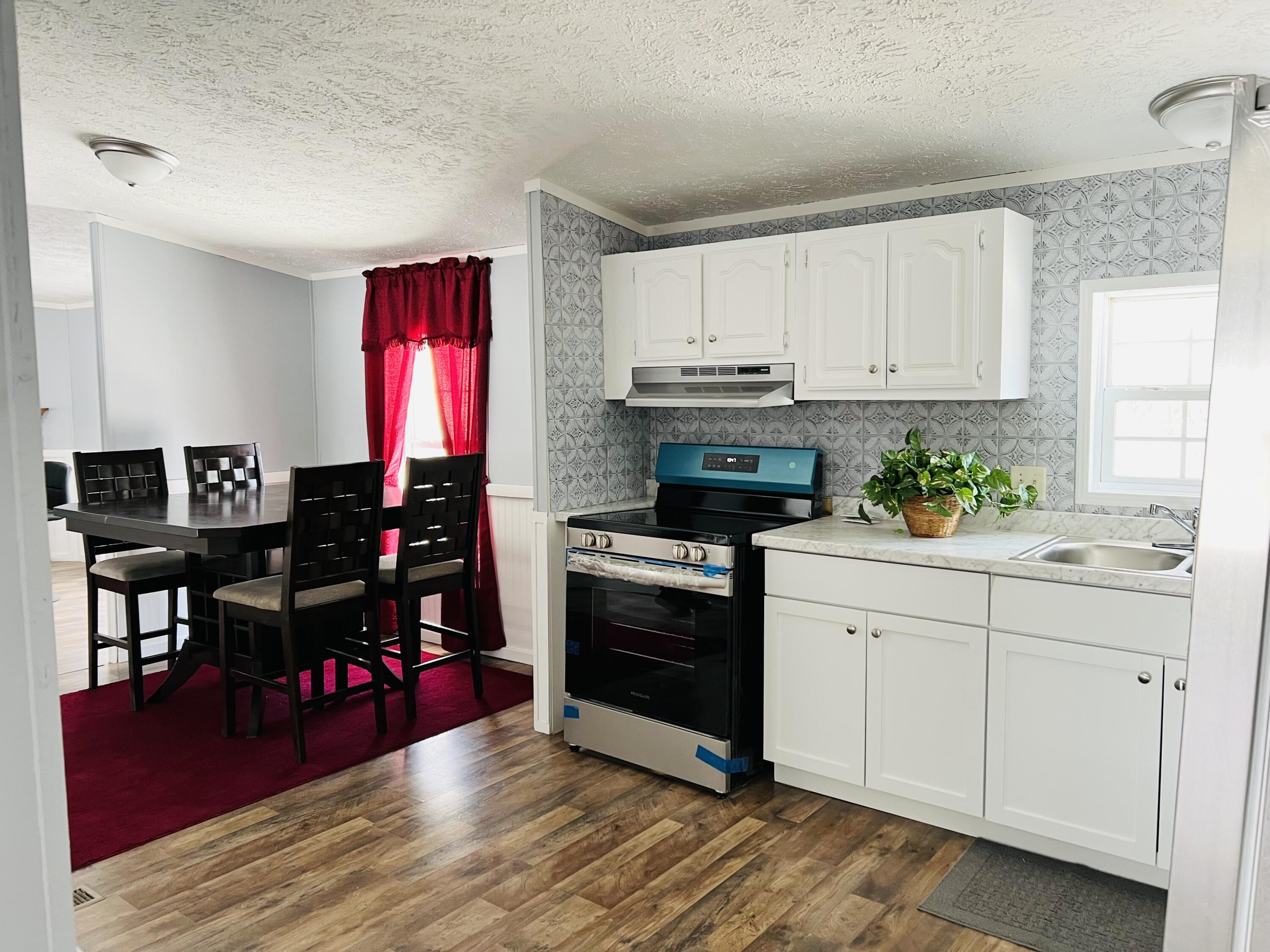13 Alford Boulevard Blvd, Plattsburgh, New York image 3